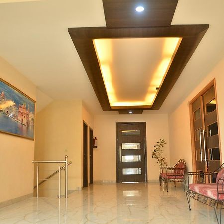 Hotel Milan Palace Amritsar Zewnętrze zdjęcie